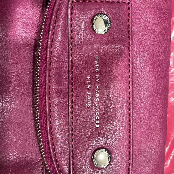 MARC JACOBS CLASSIC NATASHA CROSSBODY - Picture 10 of 12
